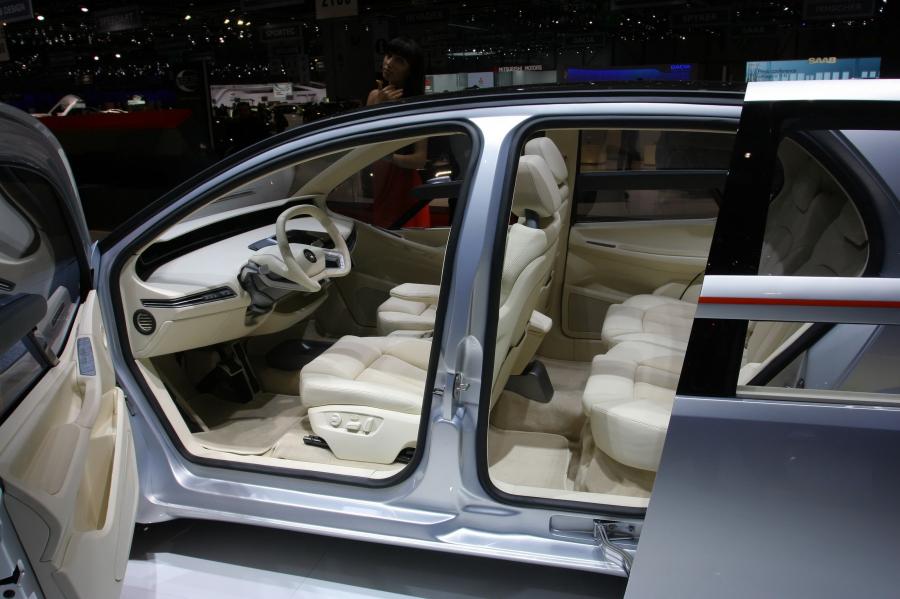  ItalDesign Go 2011 года  (фото 49 из 58)